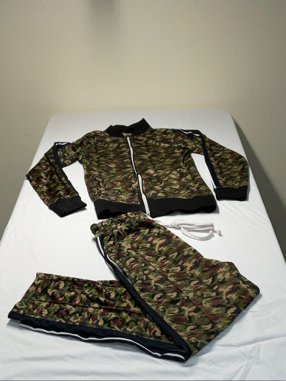 Men's Camo Track Jogger Set - Green Camo